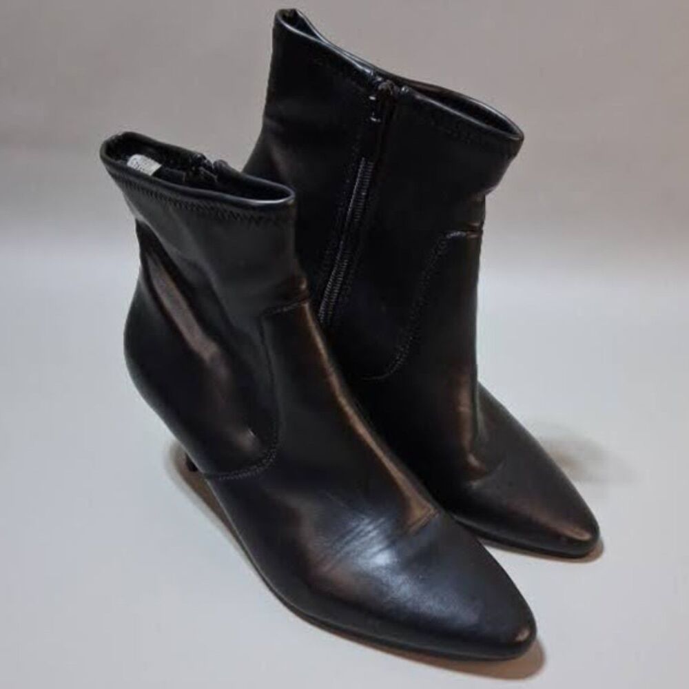 Impo Noria Stretch Black Ankle Boots Women's Size 8.5 M Pointed Toe Kitten Heel